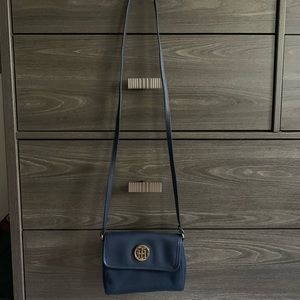 Tommy Hilfiger cross body